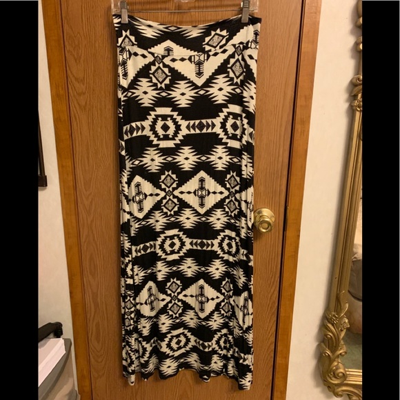 10 skirt Different size $20 each - Picture 6 of 10